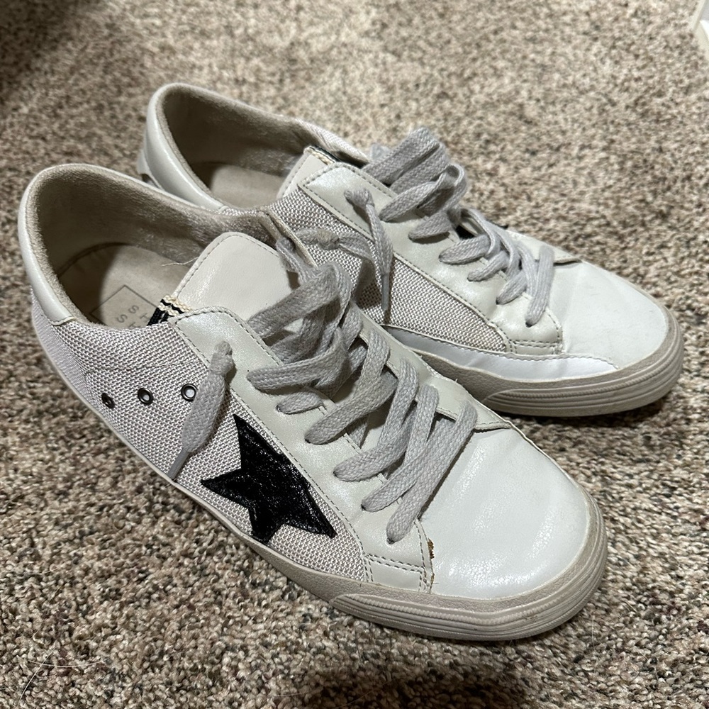 Tennis Shoes
